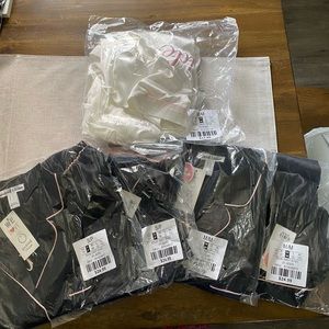 1 Bride and 4 Bridesmaid PJ Set